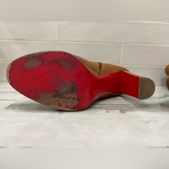 Authentic Rare Christian Louboutin Brown Janis Button Bootie 40 - Picture 13 of 14